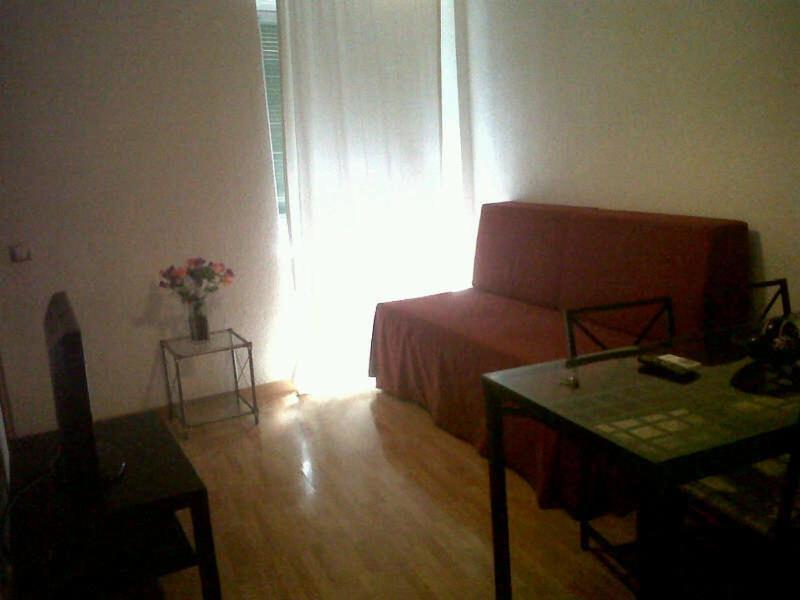 Km1 Amparo Apartments Madrid Ruang foto
